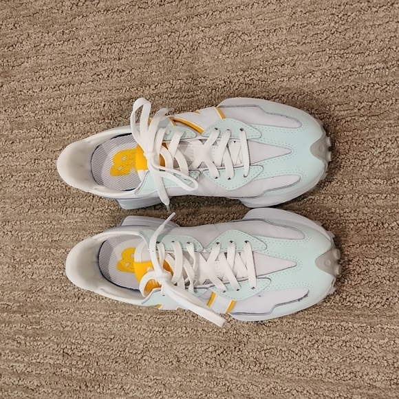 New Balance Shoes - New Balance 327
